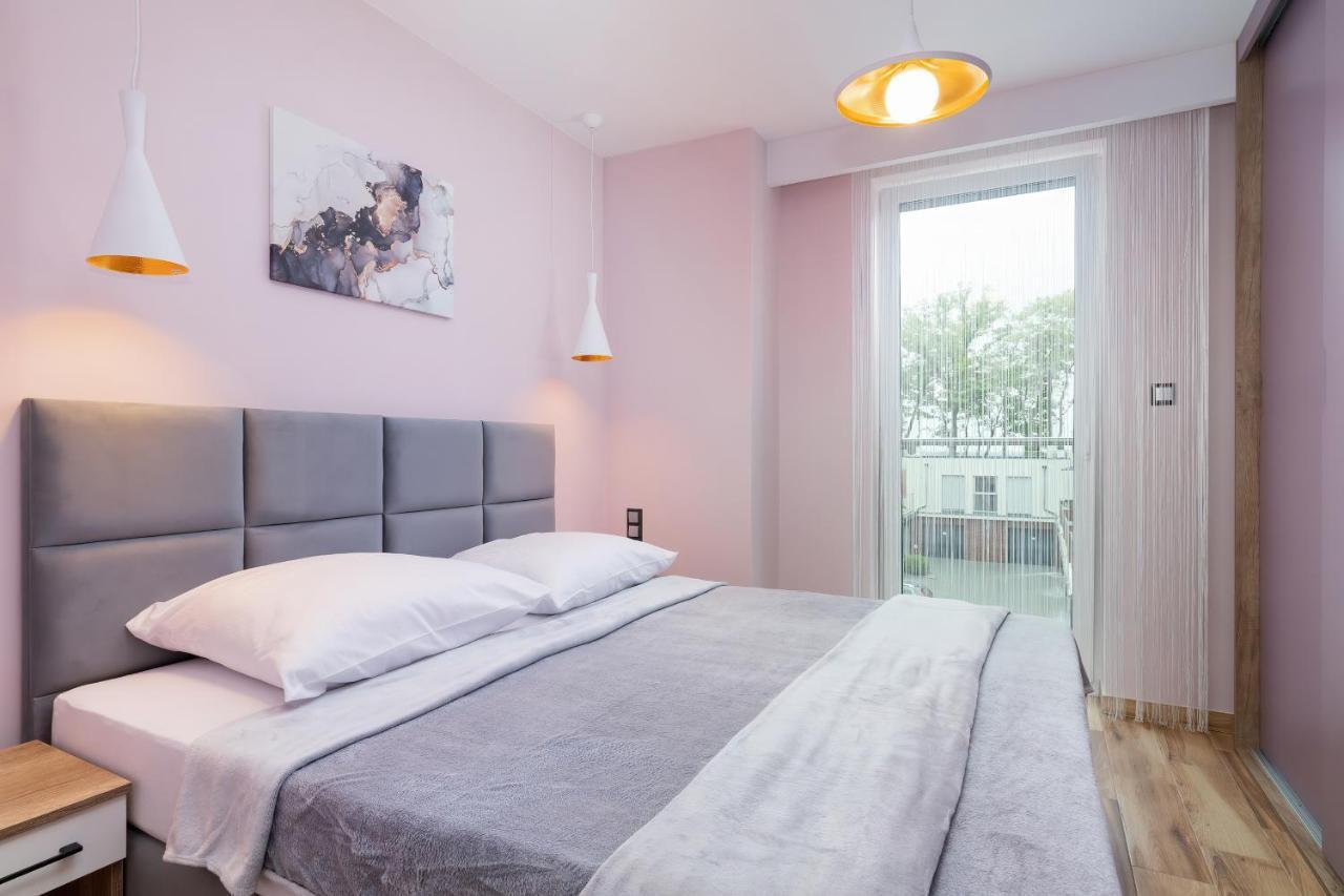 Apartament Porto Santa Rewales Zewnętrze zdjęcie